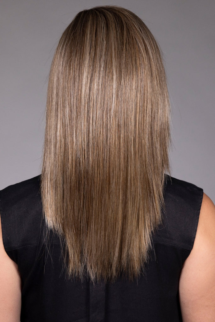 Back of model wearing the style Kushikamana 18.