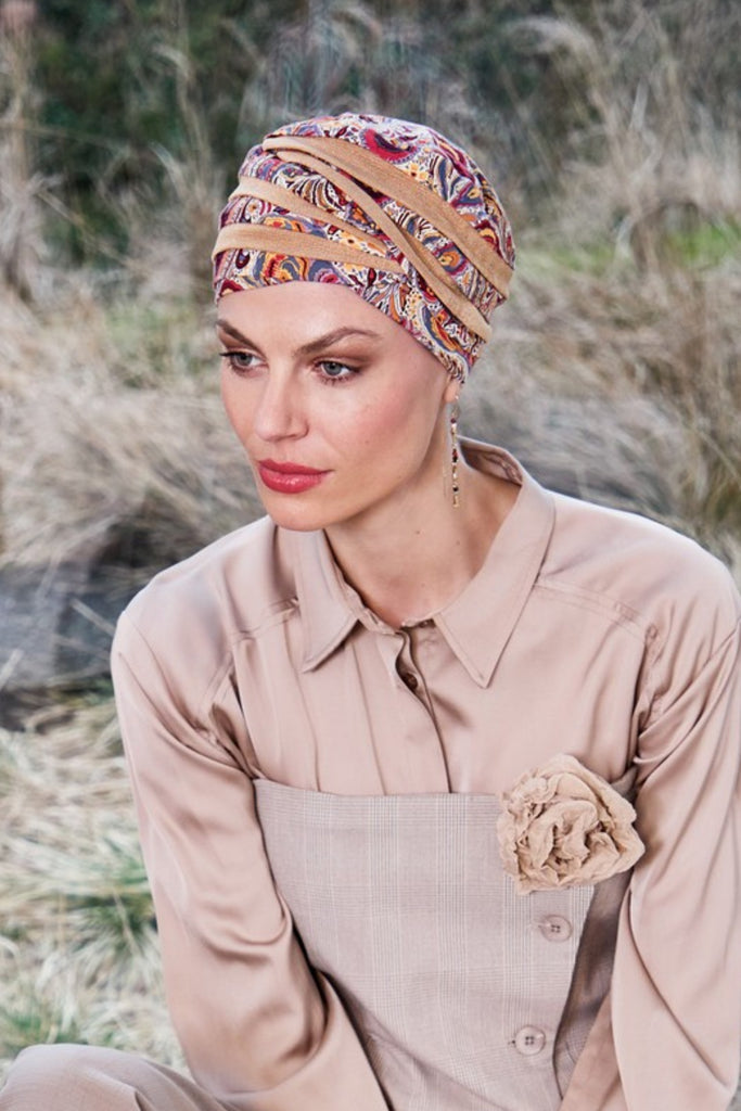 Model wearing the color Moroccan Paisley 4046.