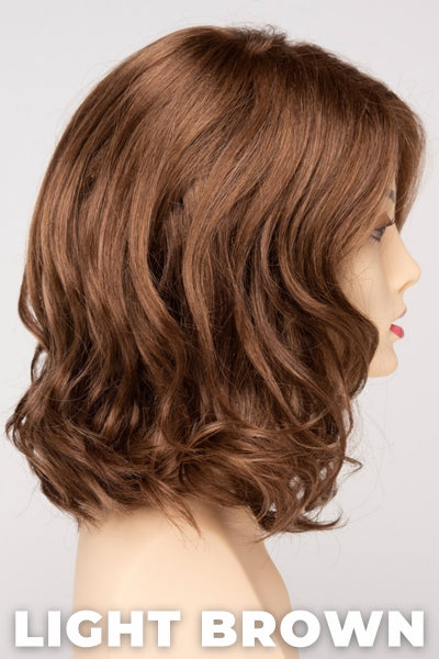 Color Swatch Light Brown for Envy wig Brittaney. Light brown base with warm golden undertones and reddish brown highlights.