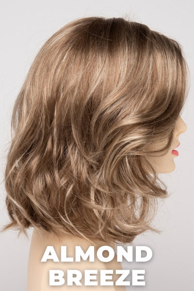 Color Swatch Almond Breeze for Envy wig Chloe. Dark warm honey blonde with subtle creamy blonde and pale blonde highlights.