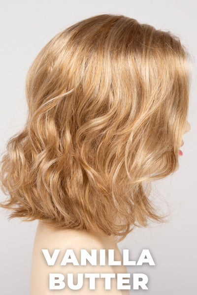 Color Swatch Vanilla Butter for Envy wig Chloe. Golden blonde base with pale blonde and honey blonde highlights.