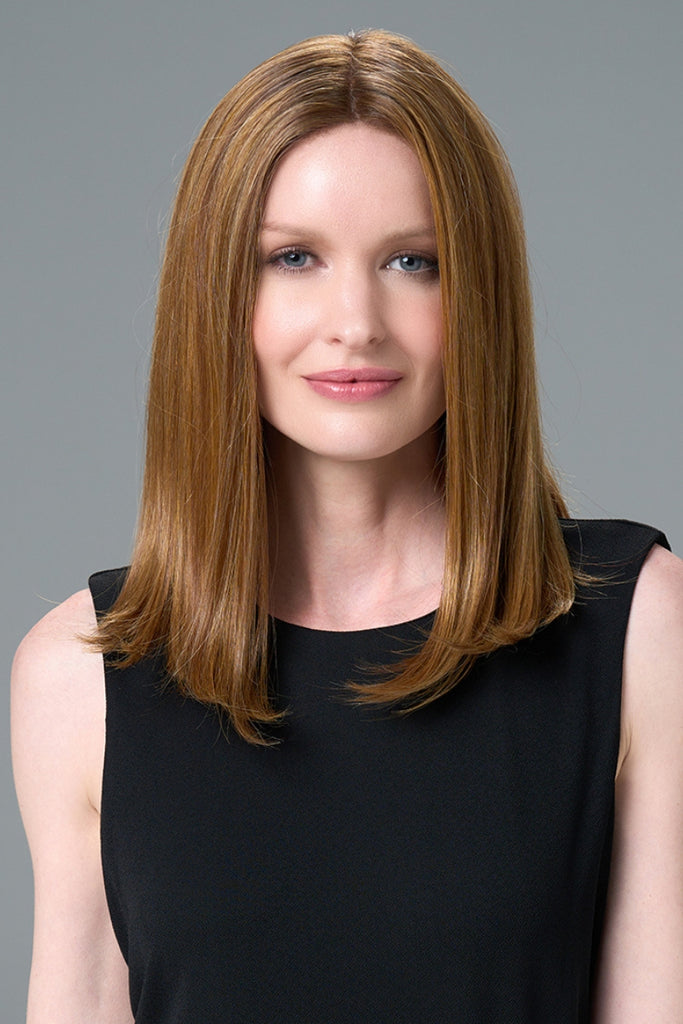 Model wearing Chelsea by Envy wigs.