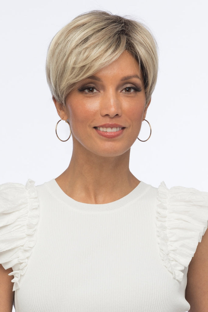 Woman wearing Ember in the color RH1488RT8.