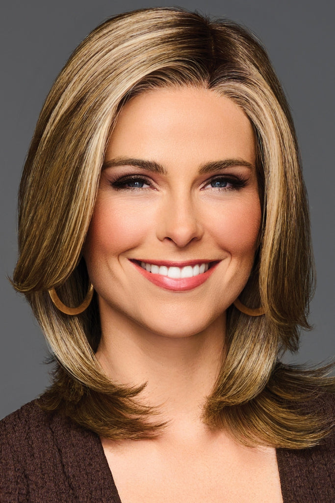 Woman wearing Own The Room Luxury in the color SS Cappuccino by Gabor.