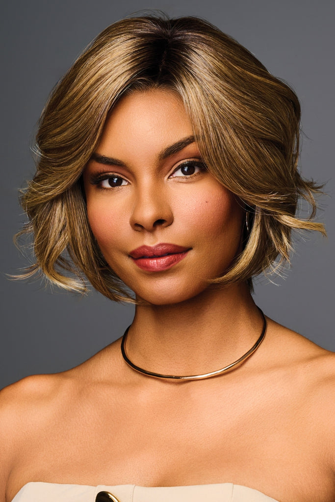 Woman wearing Trend Alert Luxury in the color SS Honey Pecan by Gabor.