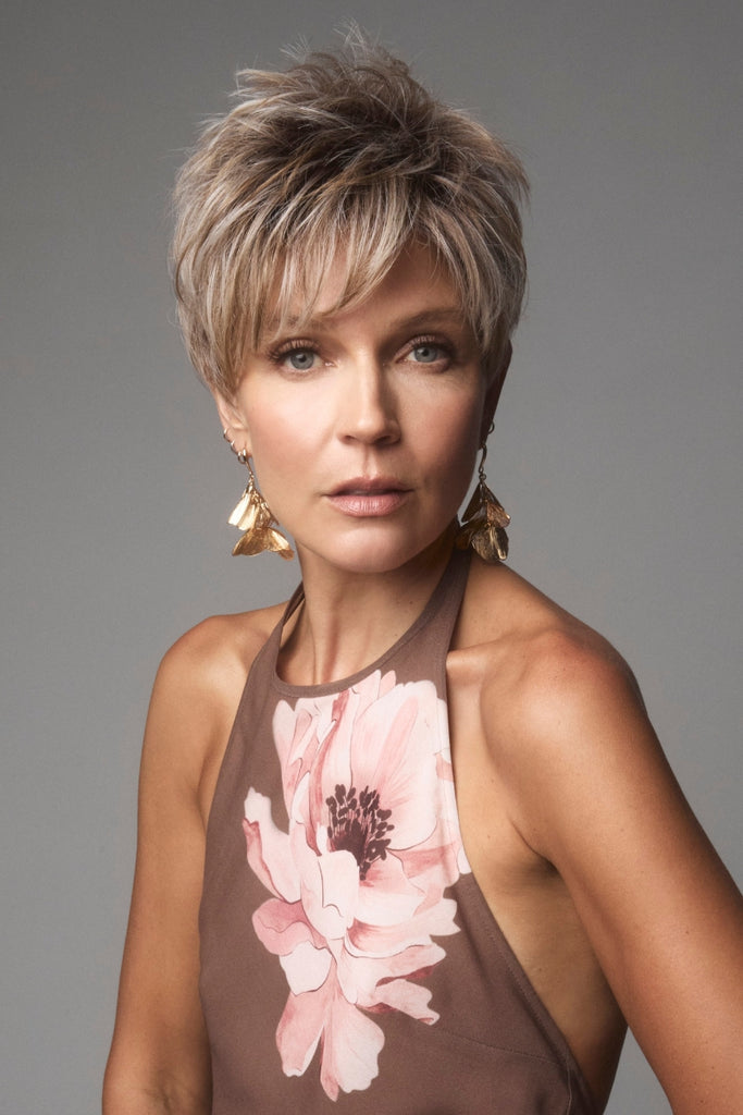 Woman wearing Rin in Sea Salt Blonde-R.