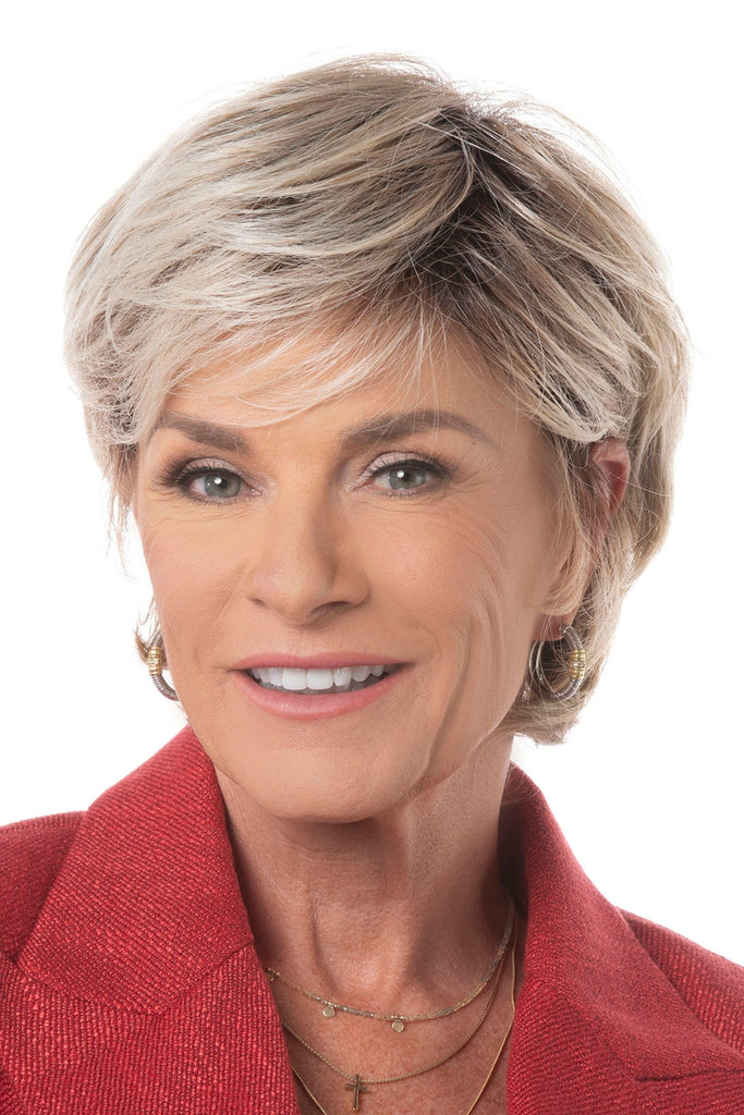 Woman wearing Casual Look by Toni Brattin in the color Light Blonde.