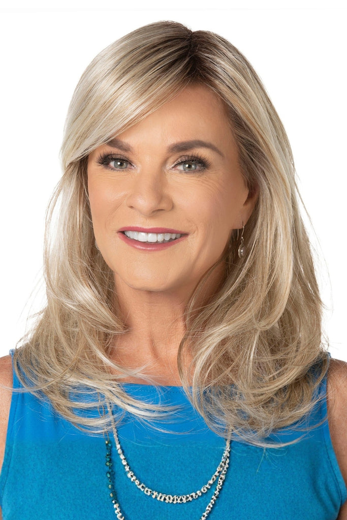 Model styling Suddenly Beautiful by Toni Brattin.